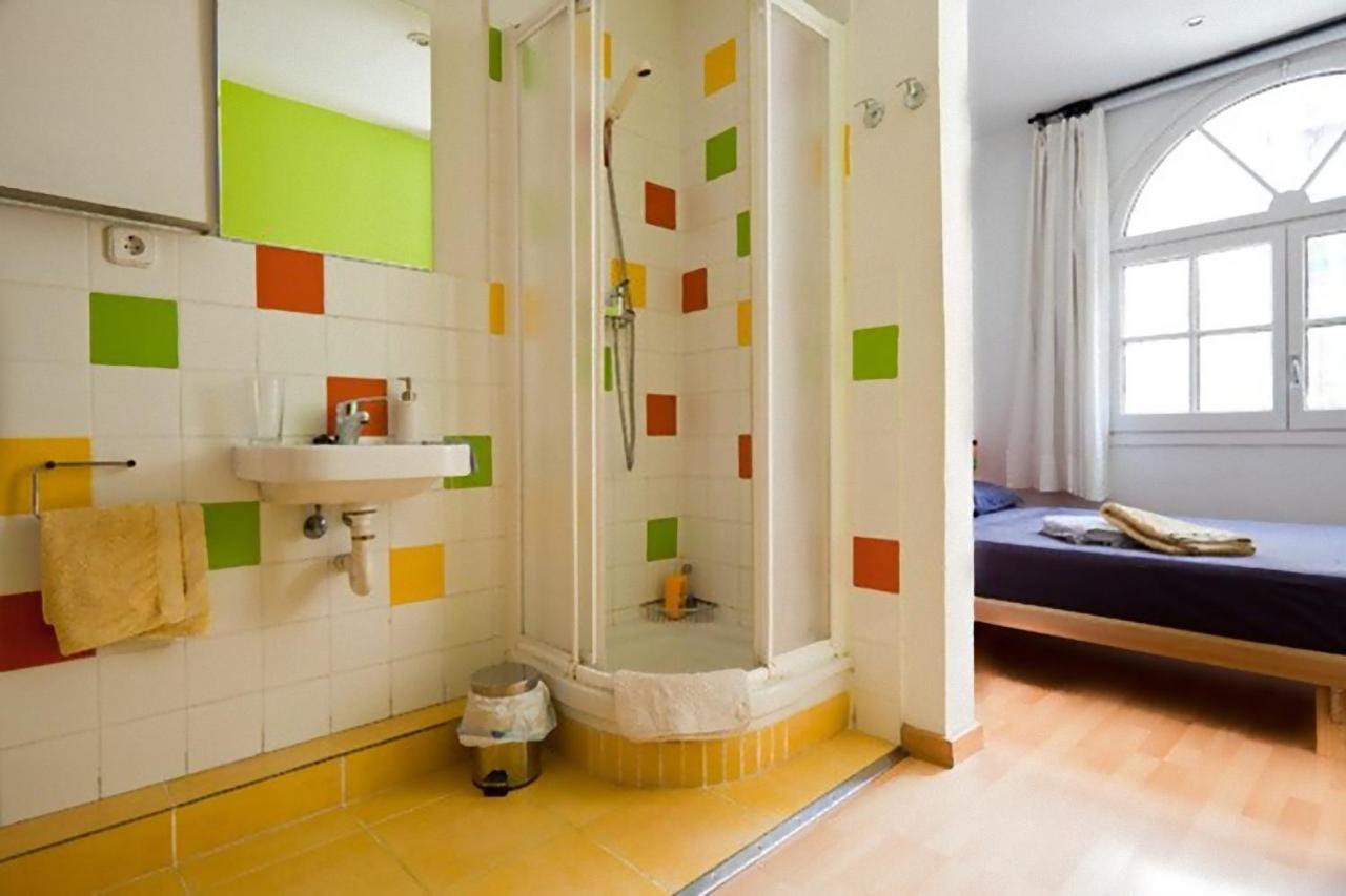 La Casa De Laura Nisia B&B Barcelona Exterior photo