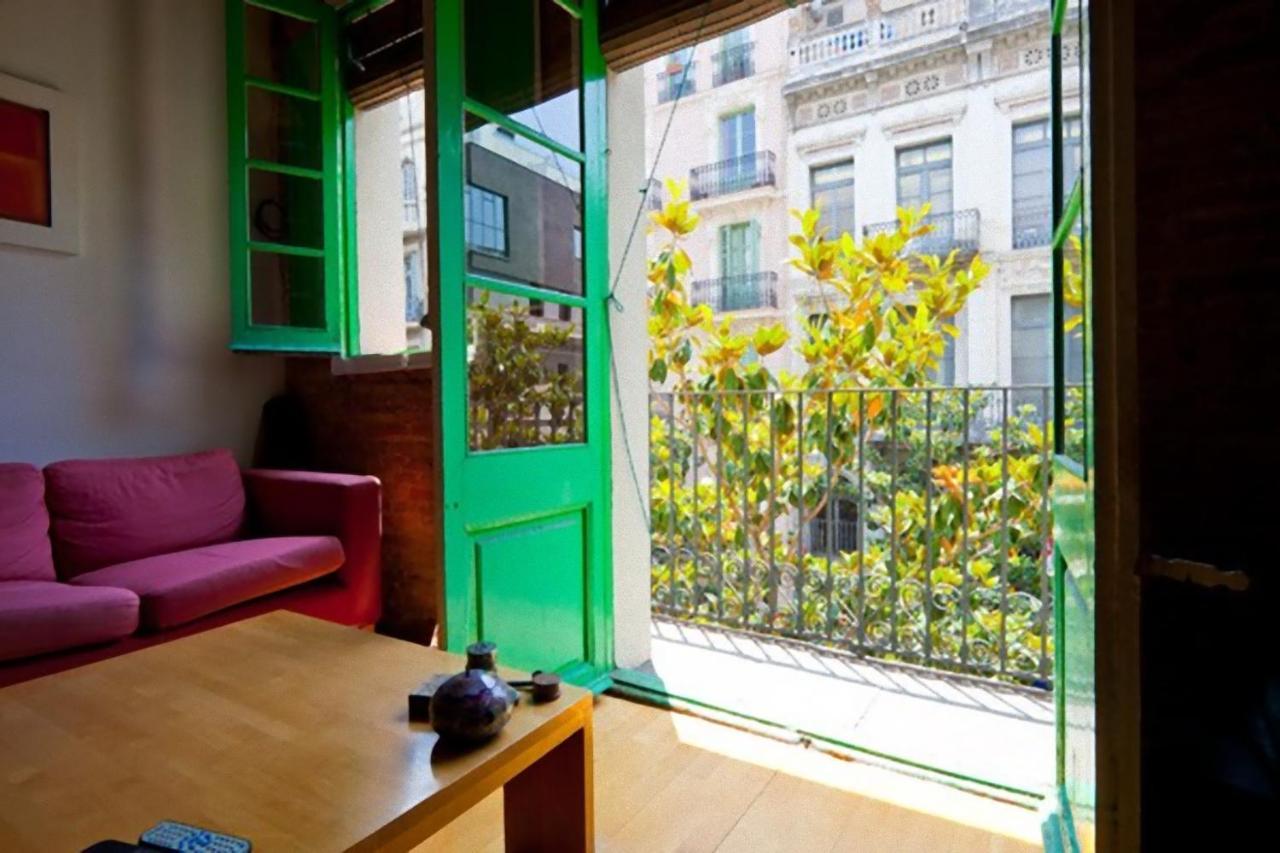 La Casa De Laura Nisia B&B Barcelona Exterior photo
